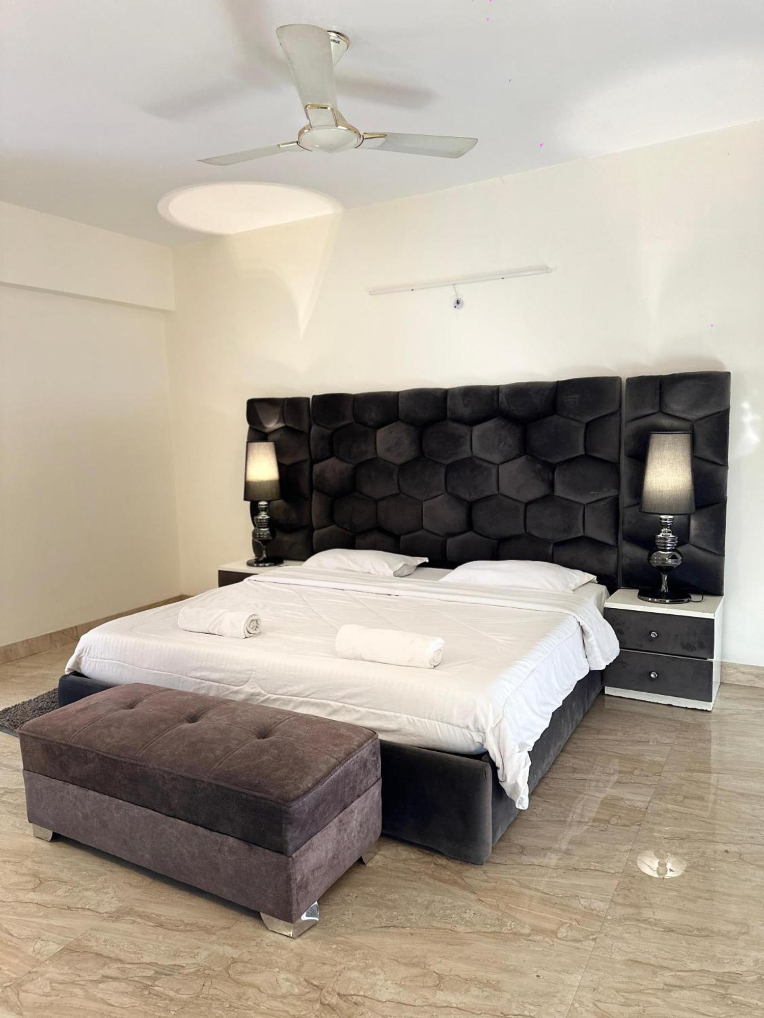 Sky Villa With Private Pool โนอิดา ภายนอก รูปภาพ